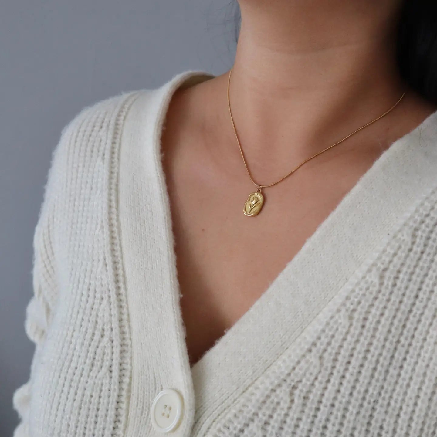 Tulip necklace