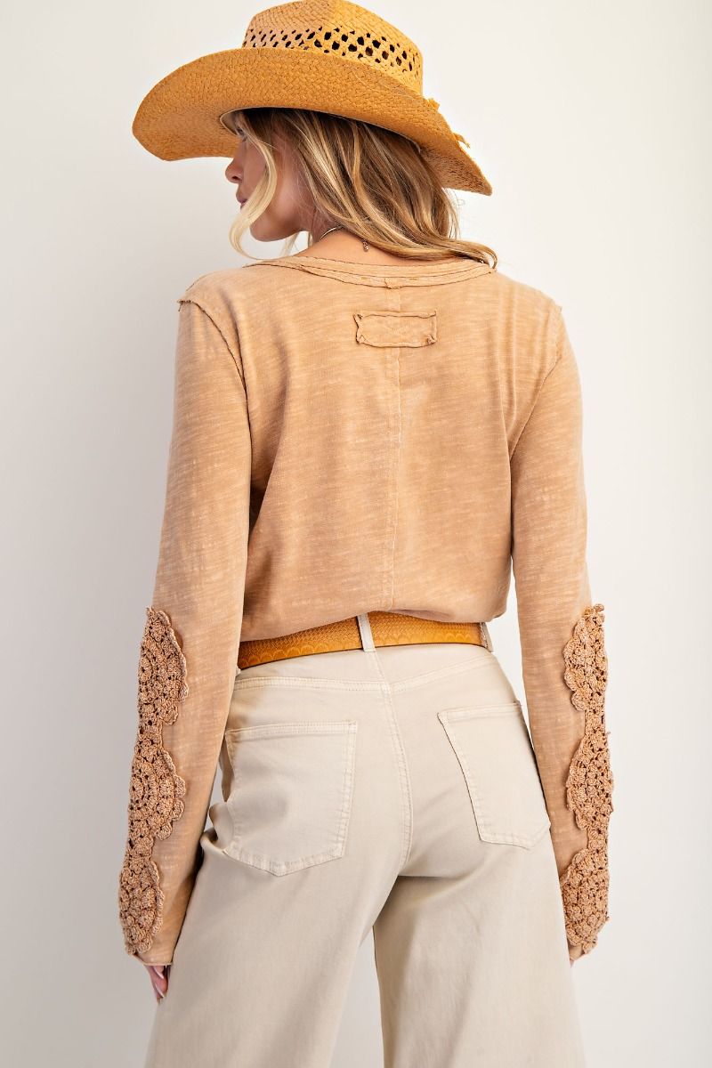 Crochet Lace Detail Easel Top