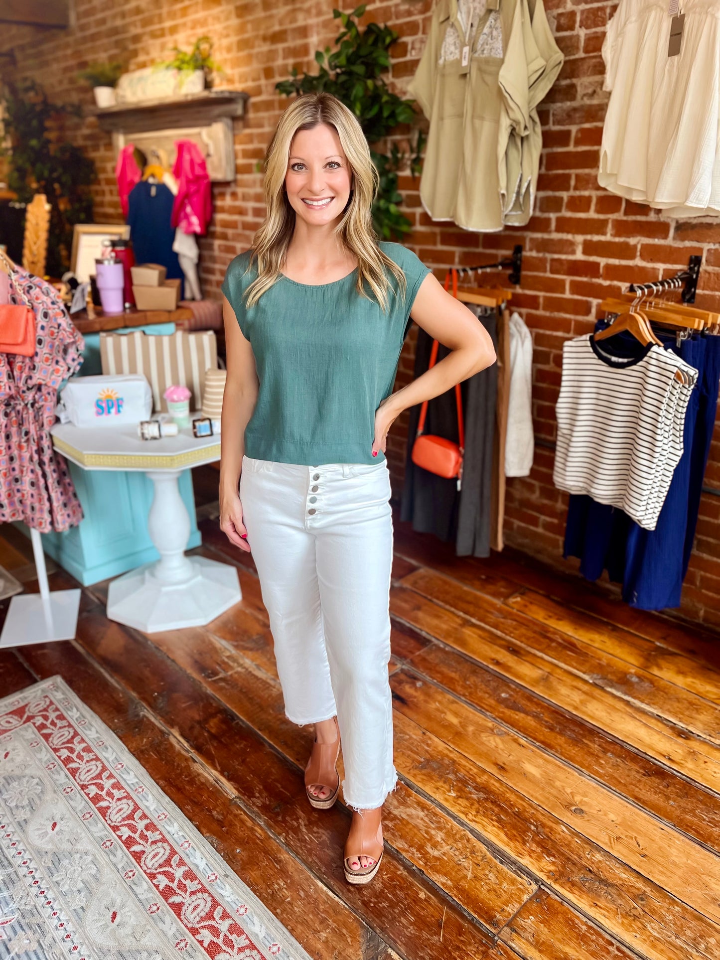 Linen Sleeveless Top