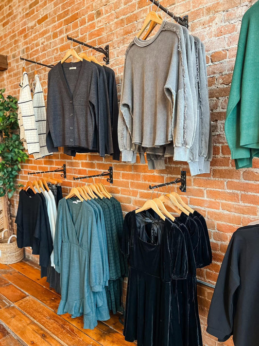 Easel Mineral Wash Fringe Top