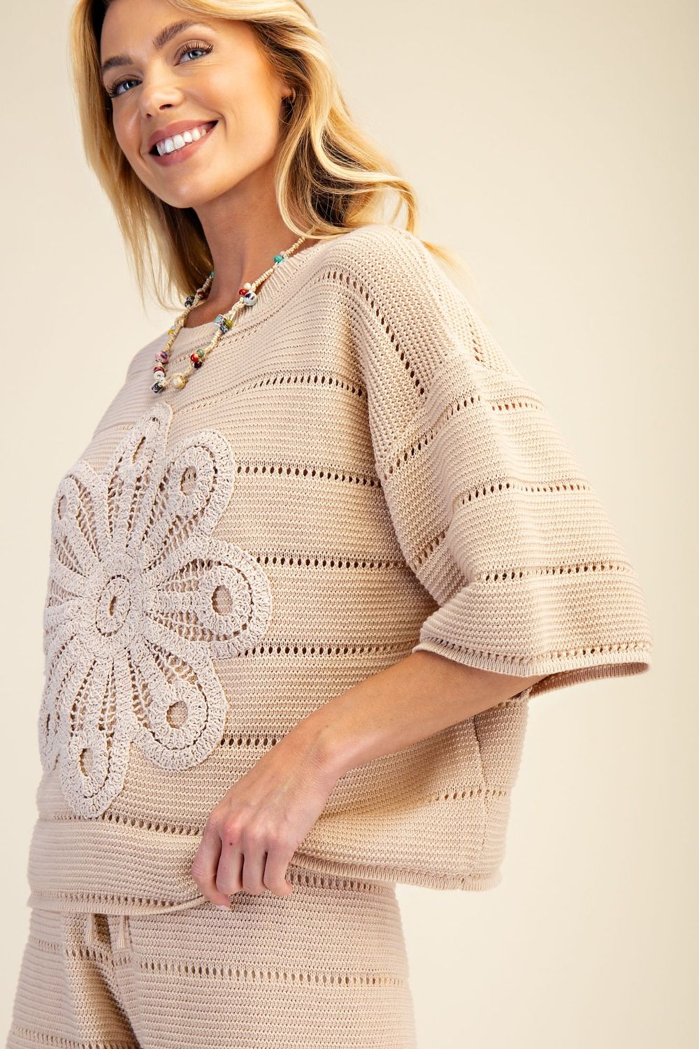 Easel 3/4 Sleeve Flower Patch Natural Top